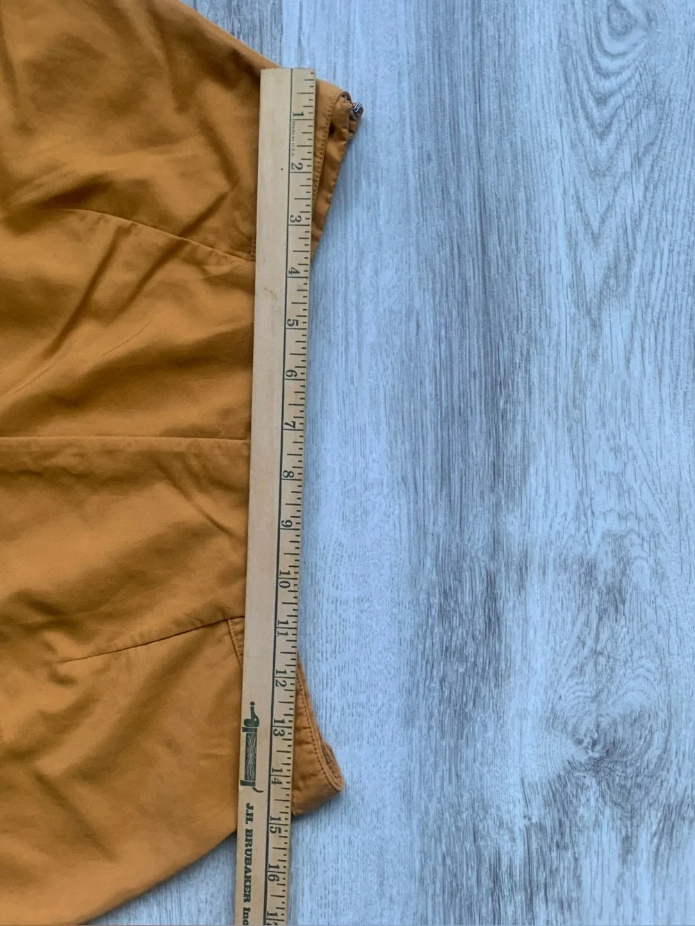 Urban Outfitters Utopia Pleated Side Zip Shorts Size 8